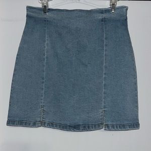 Light wash denim skirt